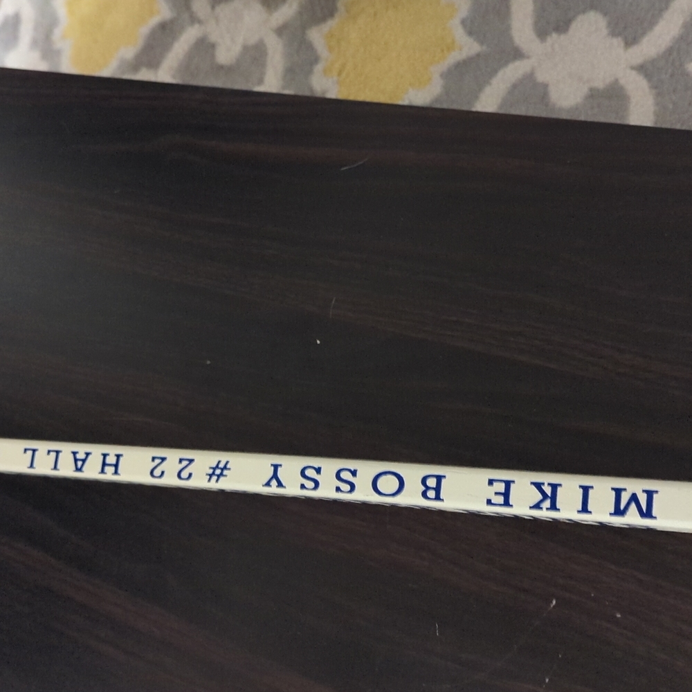 Mike Bossy Hall of Fame stick autographed by (2) - Picture 3 of 11